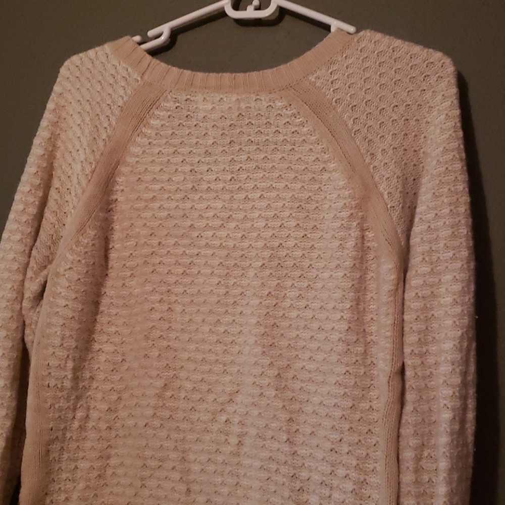 Sweater - Picture 4 of 4